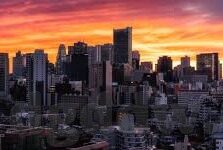 操人妻影院-探索成人影视的边界与伦理考量